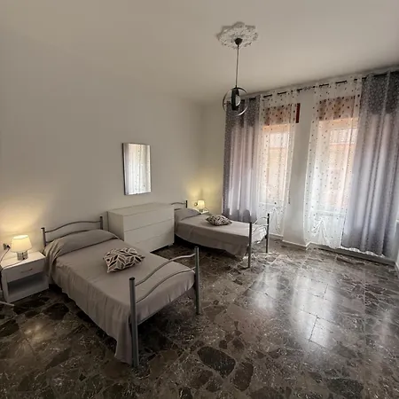 Semesterbostad Carmen House *